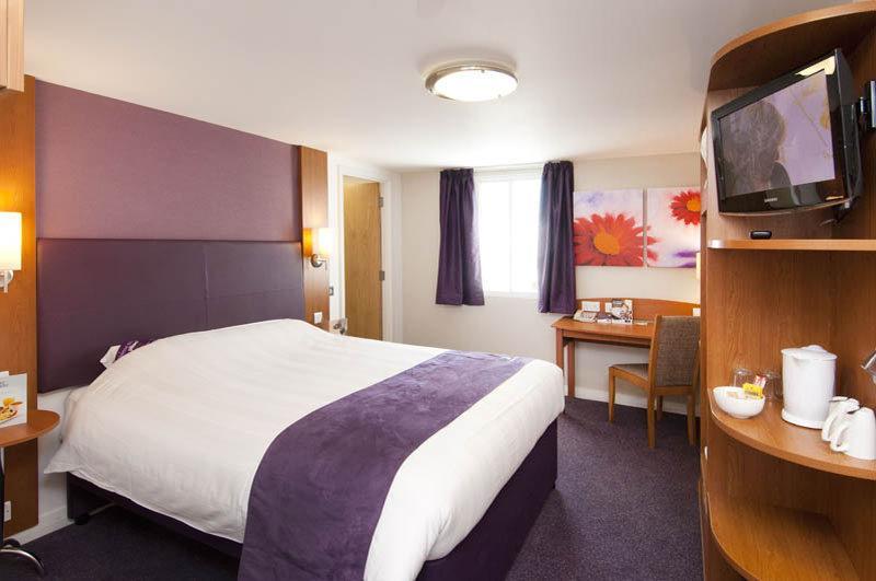 Premier Inn Stoke - Trentham Gardens 外观 照片