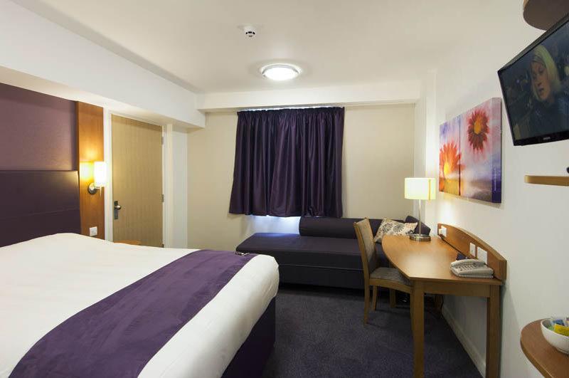 Premier Inn Stoke - Trentham Gardens 外观 照片